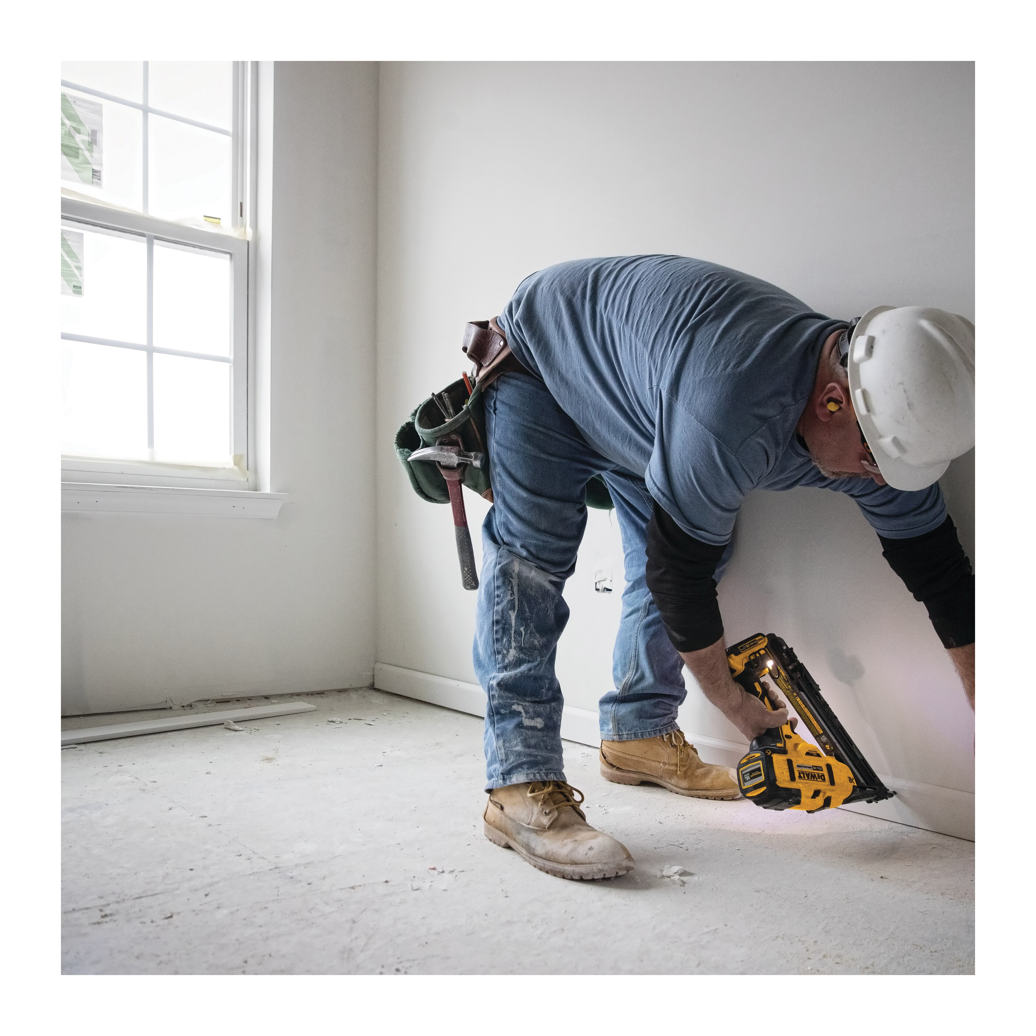 DeWALT® DCN650B 1089595