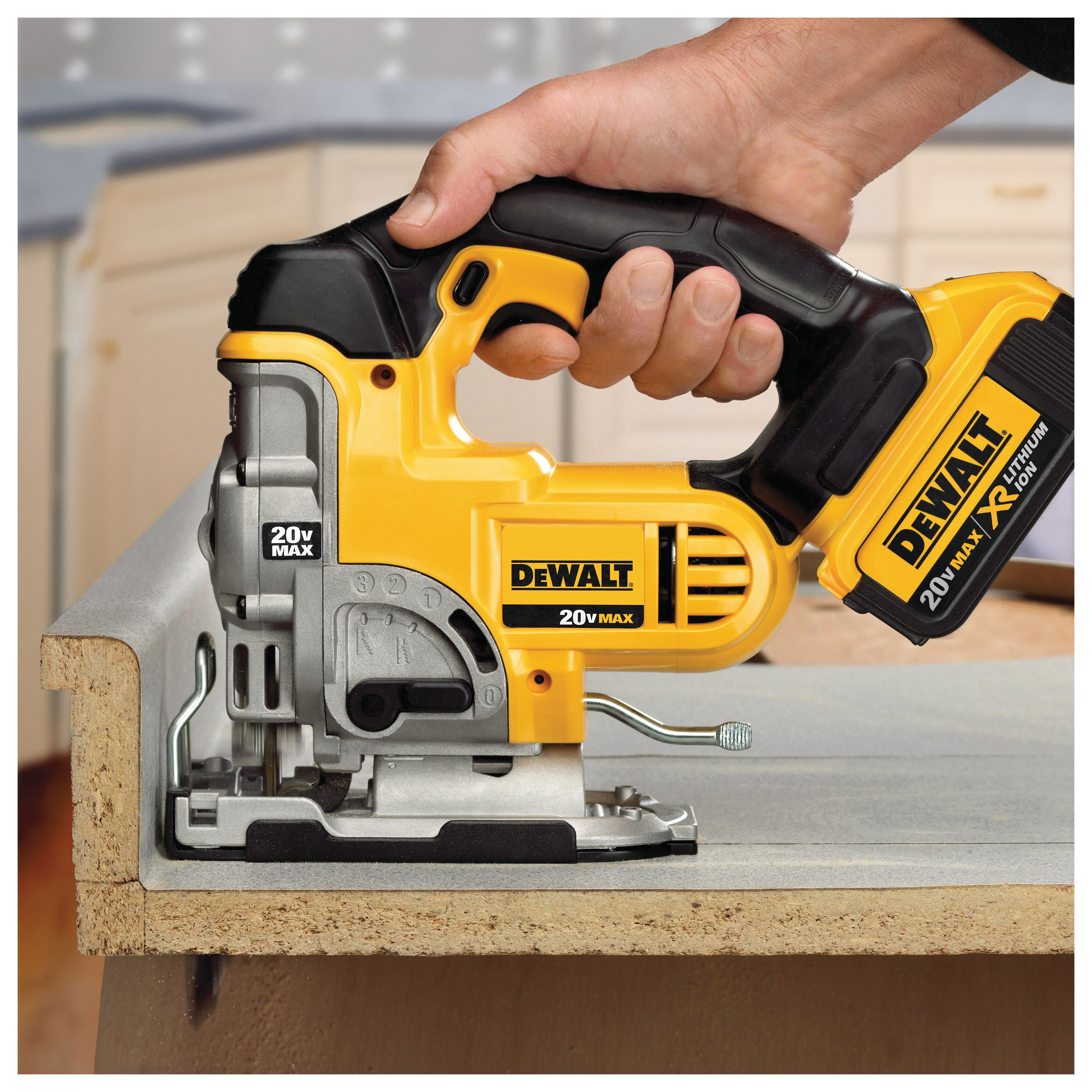 DeWALT® DCS331M1 1109586