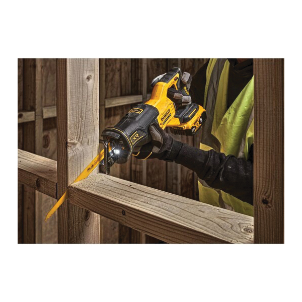 DeWALT® DCS382B 1039582