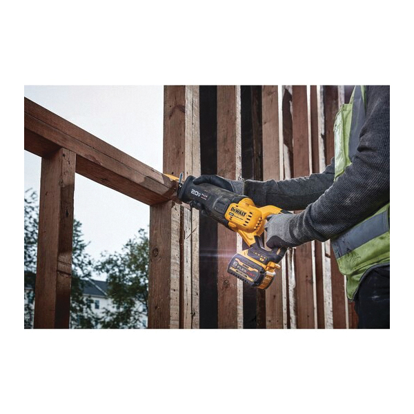 DeWALT® DCS386B 1089598