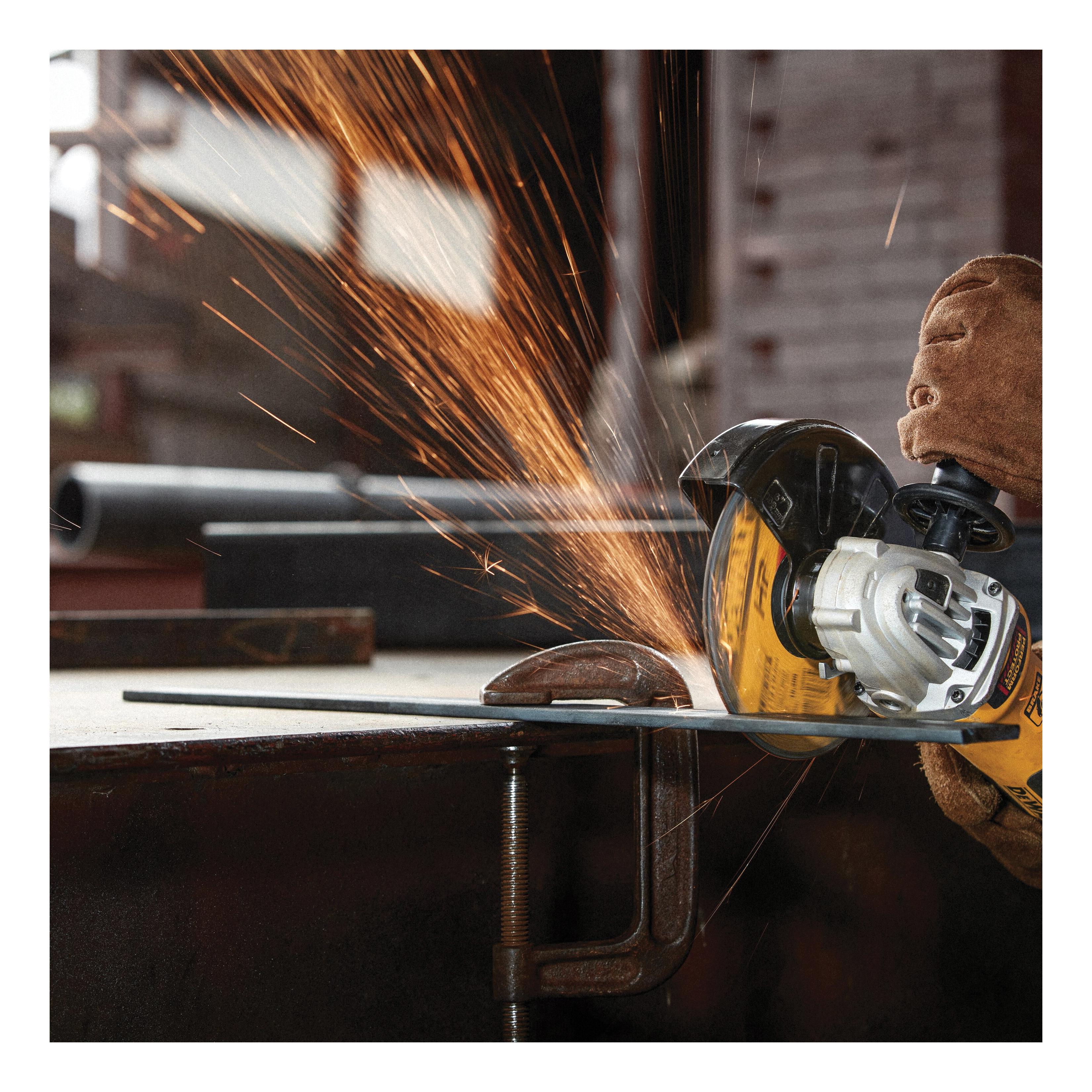 DeWALT® HIGH PERFORMANCE™ DW8062 Cutting Wheel, Type 1 Wheel, 4-1/2 in Dia, 0.045 in Thick, 7/8 in Arbor