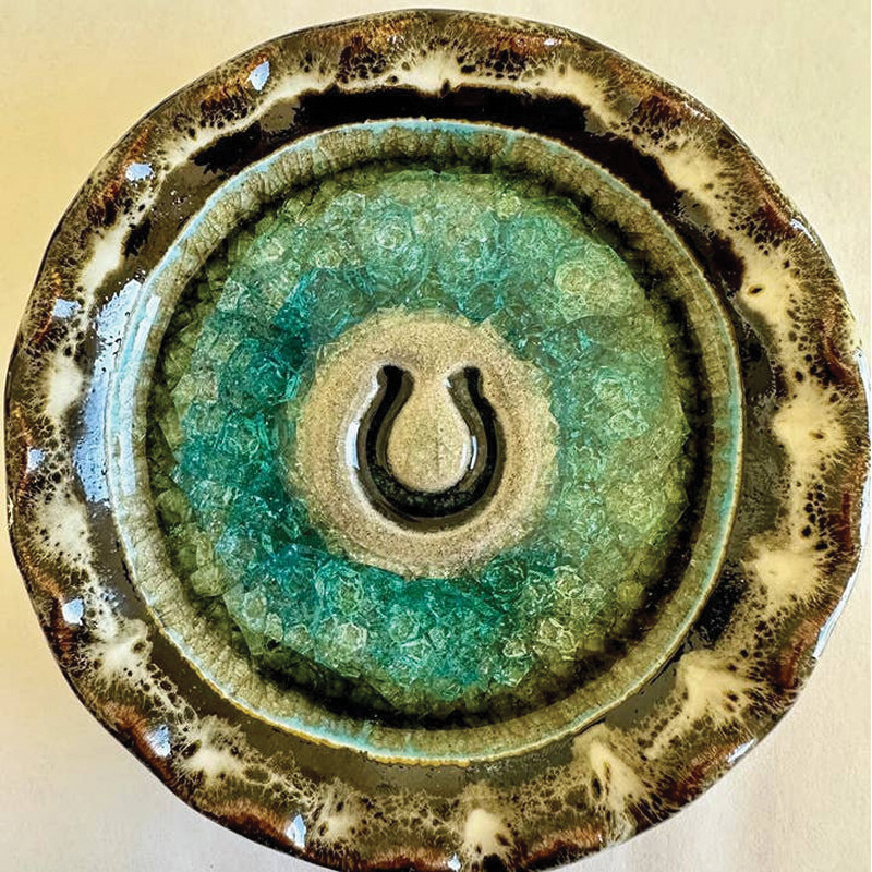 Down To Earth Pottery 238HSH