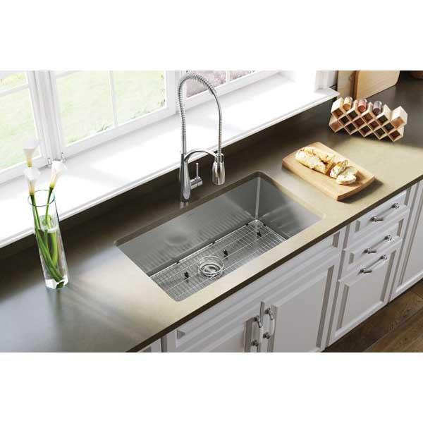 Elkay® Crosstown® EFRU311610TC Kitchen Sink, Rectangular, 304 Stainless Steel, Polished Satin, Import