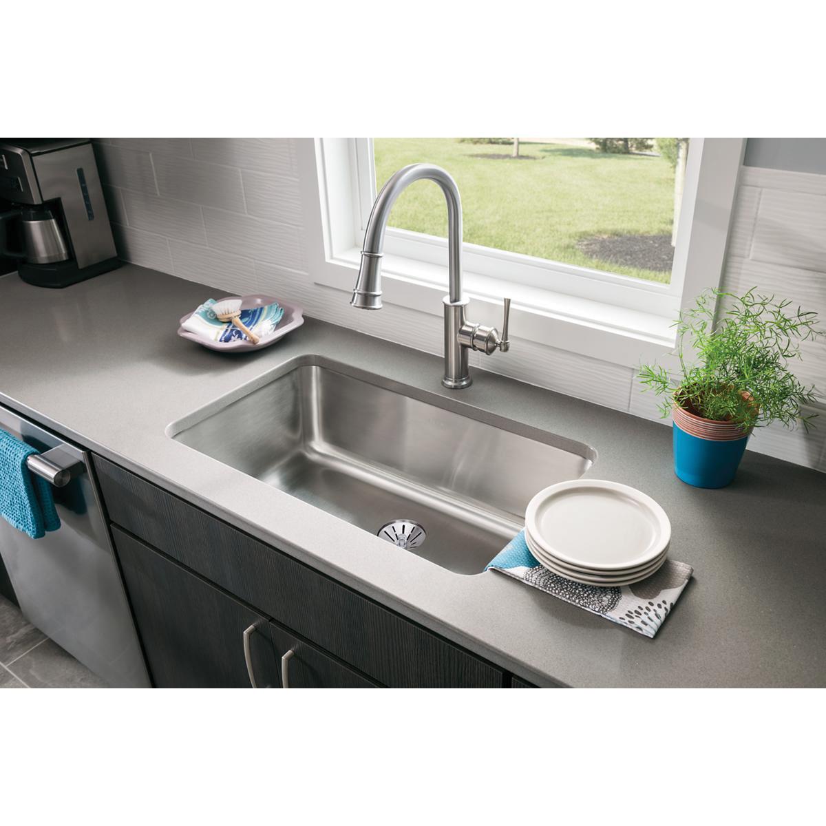 Elkay® Lustertone™ Classic ELUH281610PD Under-Mount Sink, Rectangular, 304 Stainless Steel, Lustrous Satin, Domestic thumbnail 3