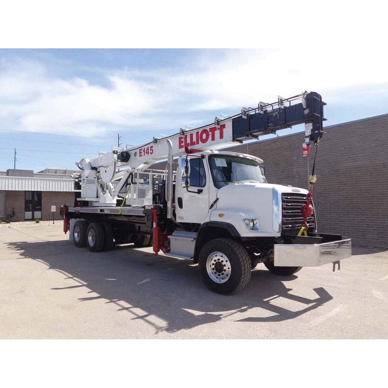 Elliott E145