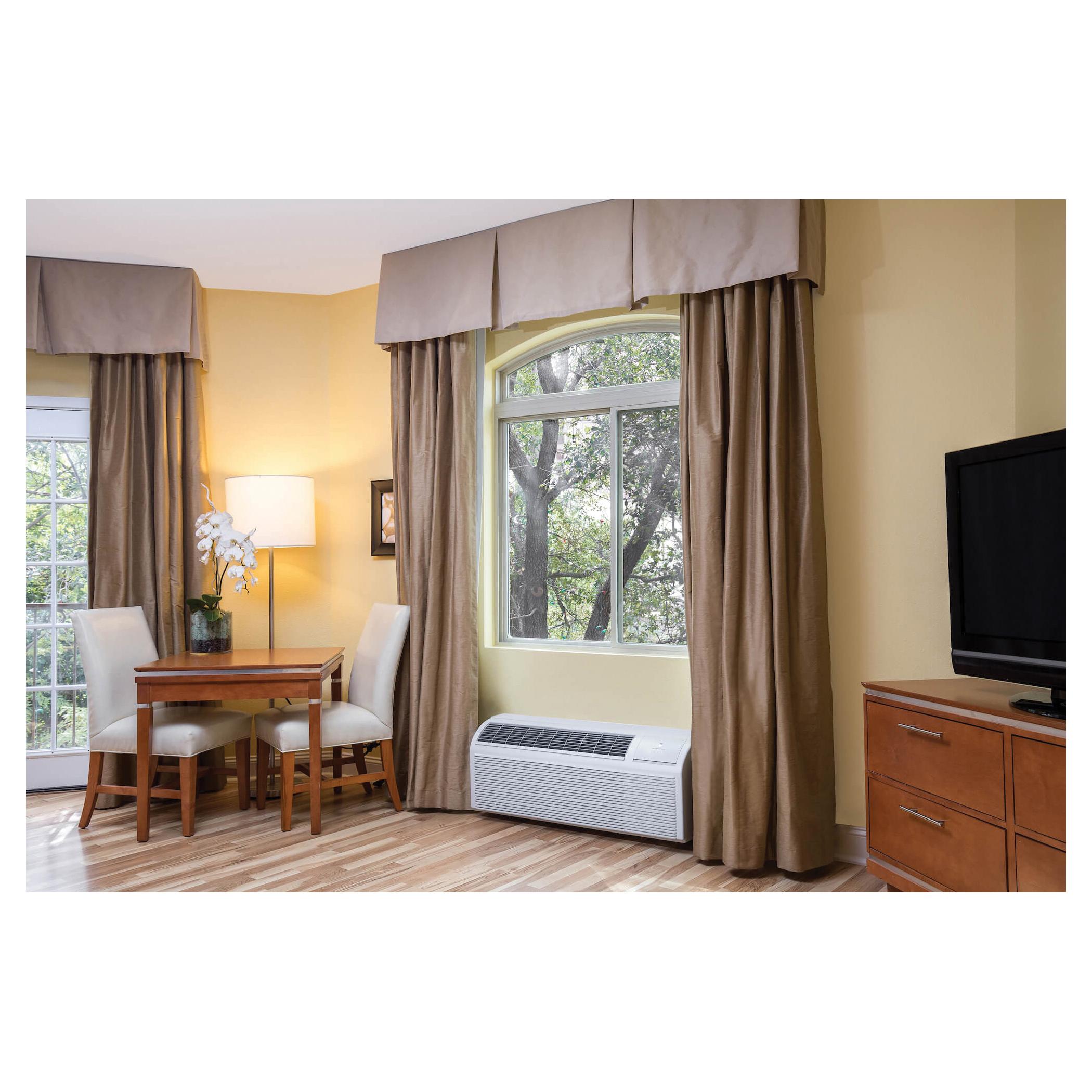 Friedrich® PZE12K3SC