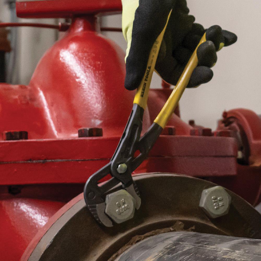 KLEIN TOOLS® D504-10B Pump Plier, 10-1/8 in OAL, 2-1/8 in Cutting Capacity, 1 in L Jaw, Extended Handle, Serrated Jaw