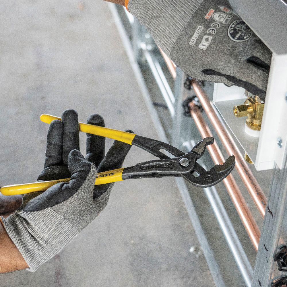 KLEIN TOOLS® D504-10B Pump Plier, 10-1/8 in OAL, 2-1/8 in Cutting Capacity, 1 in L Jaw, Extended Handle, Serrated Jaw