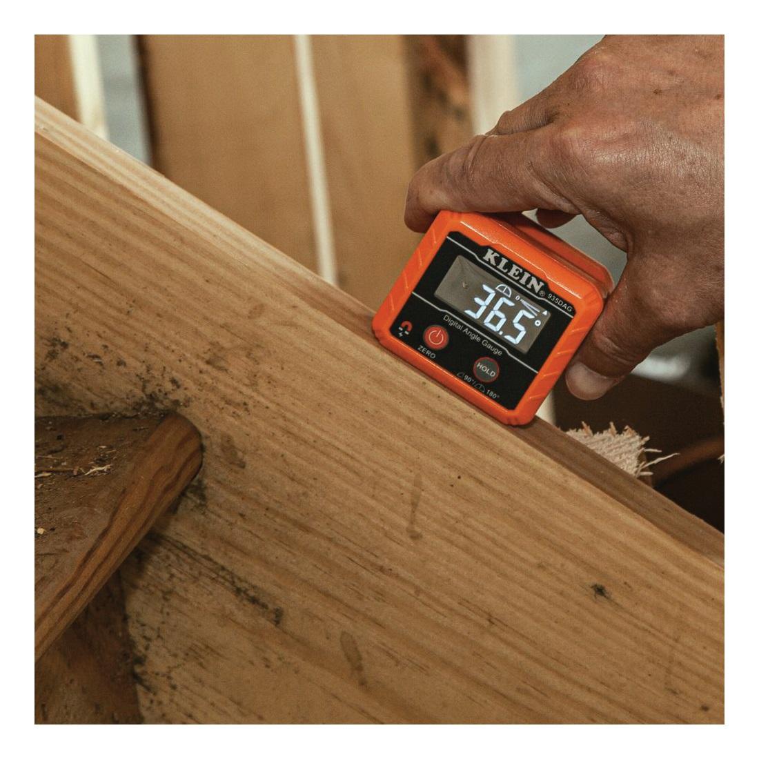 KLEIN TOOLS® 935DAG 935DAG