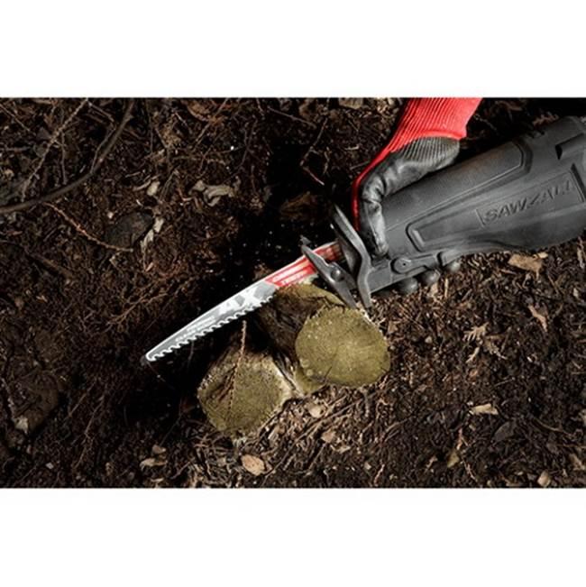 Milwaukee® 48-00-5332 Pruning Saw Blade, 9 in L, Fast Cut, 3 TPI, Universal Shank, Carbide Cutting Edge