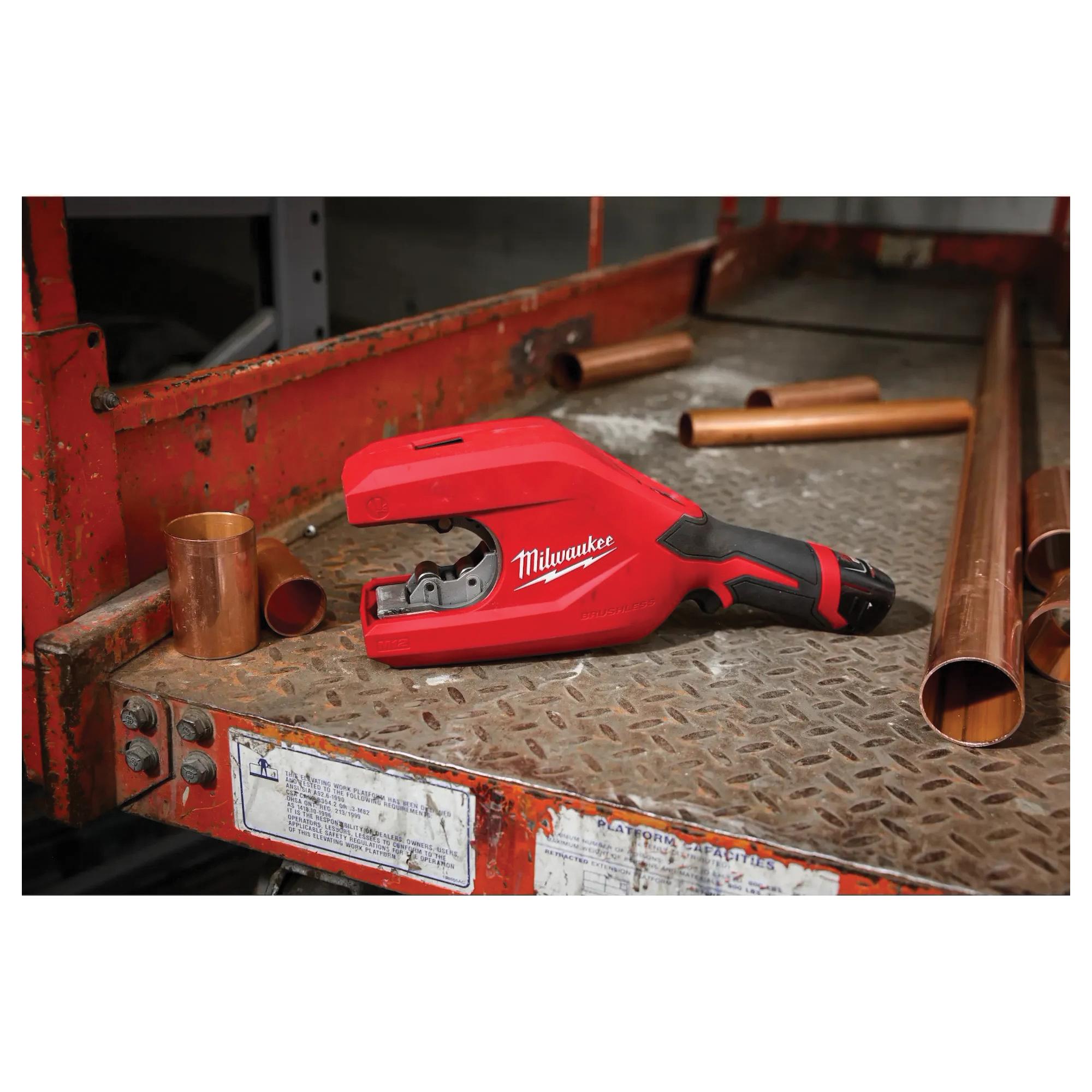 Milwaukee® MIL247920