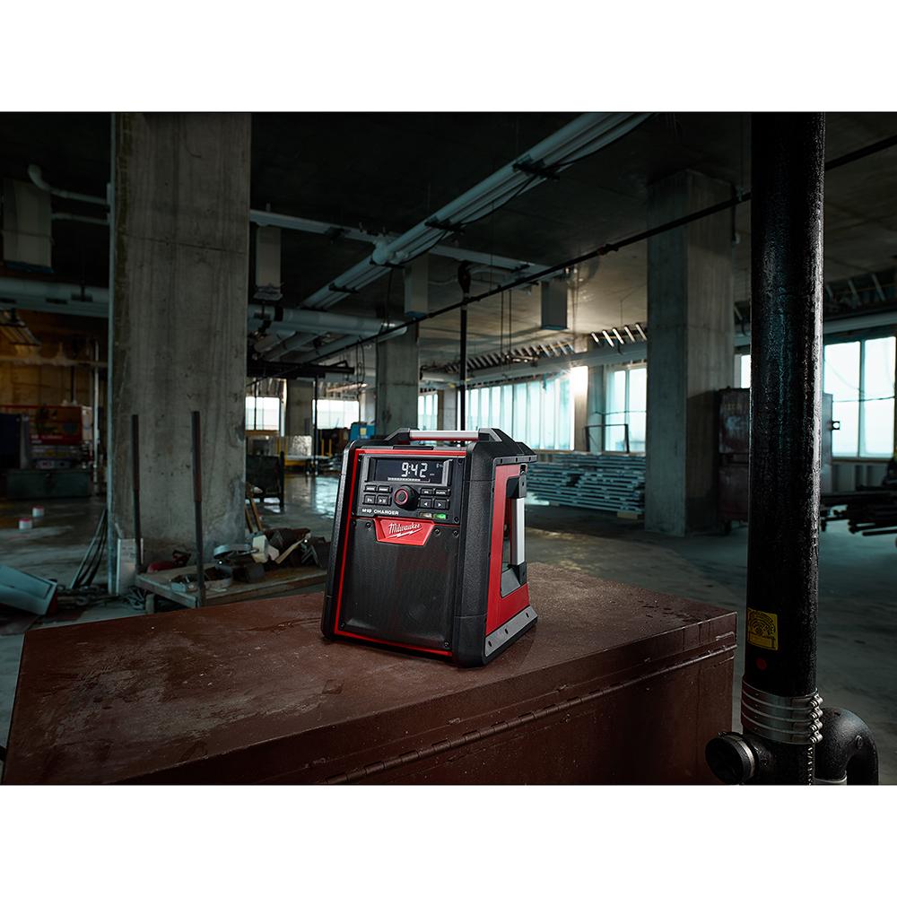 Milwaukee&reg; 2792-20 M18&trade; Jobsite Radio/Charger, 18 VDC, Lithium-Ion Battery