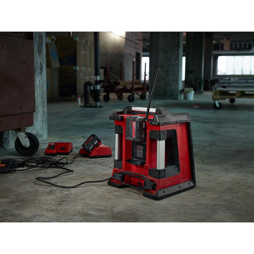Milwaukee&reg; 2792-20 M18&trade; Jobsite Radio/Charger, 18 VDC, Lithium-Ion Battery