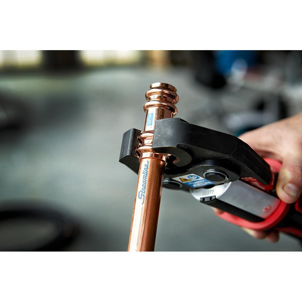 Milwaukee&reg; M18&trade; 2922-22M Pressure Gauge, Tool/Kit: Kit, 1/4 to 7/8 in OD Capacity, 18 V