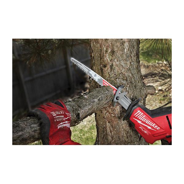 Milwaukee® 48-00-5332 Pruning Saw Blade, 9 in L, Fast Cut, 3 TPI, Universal Shank, Carbide Cutting Edge