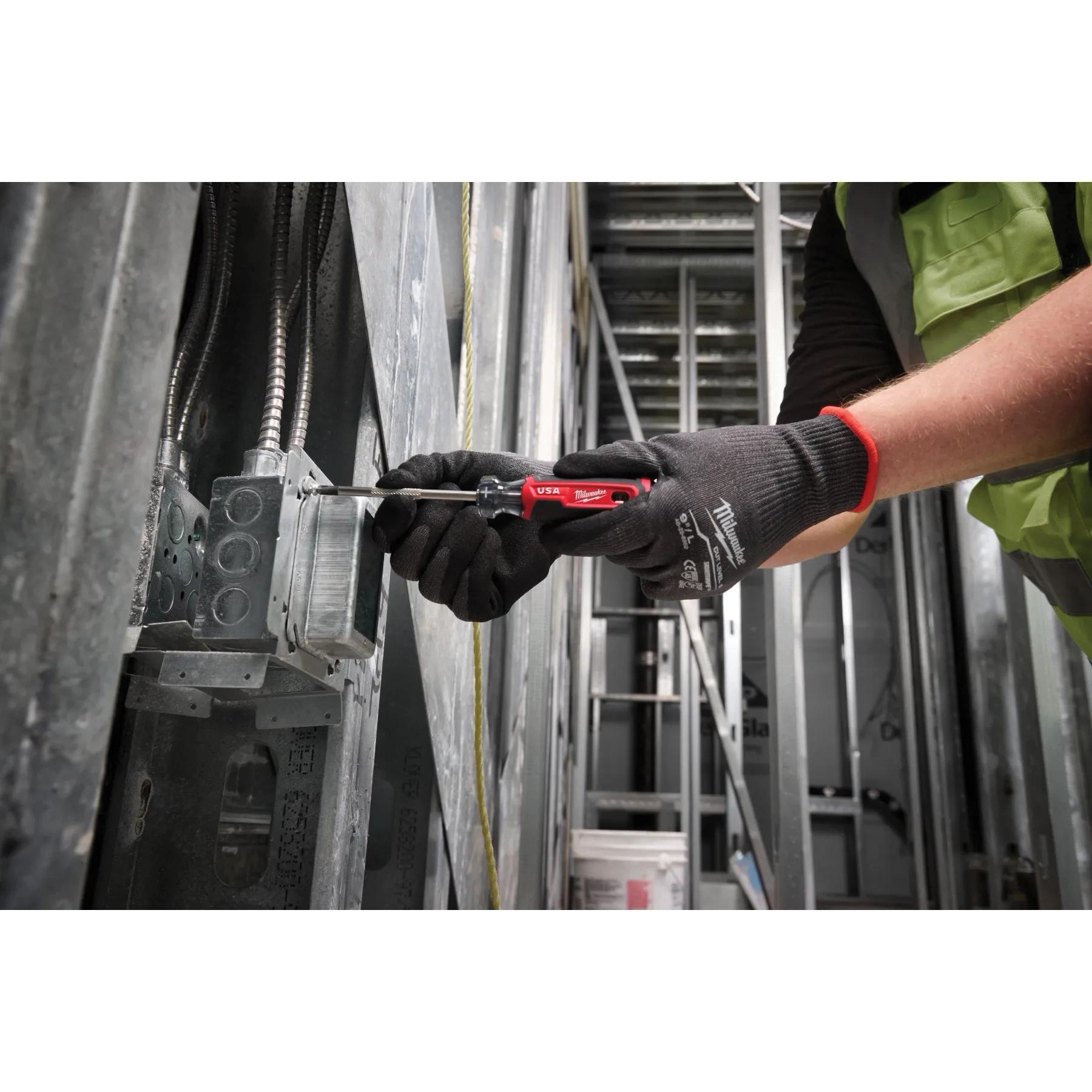 Milwaukee&reg; MT200-6 2501204