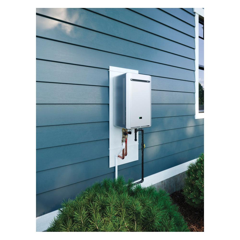 Rinnai® High Efficiency 5.3 GPM Outdoor Natural Gas Tankless Water Heater, Non-Condensing, 140000 BTU