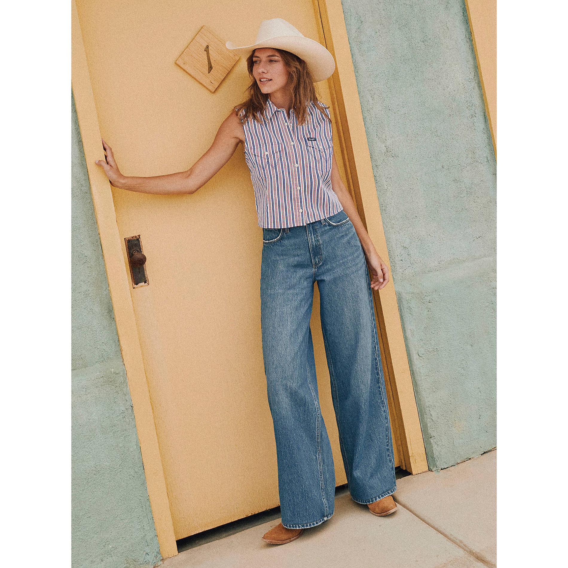 Wrangler&reg; 112359363 27 32