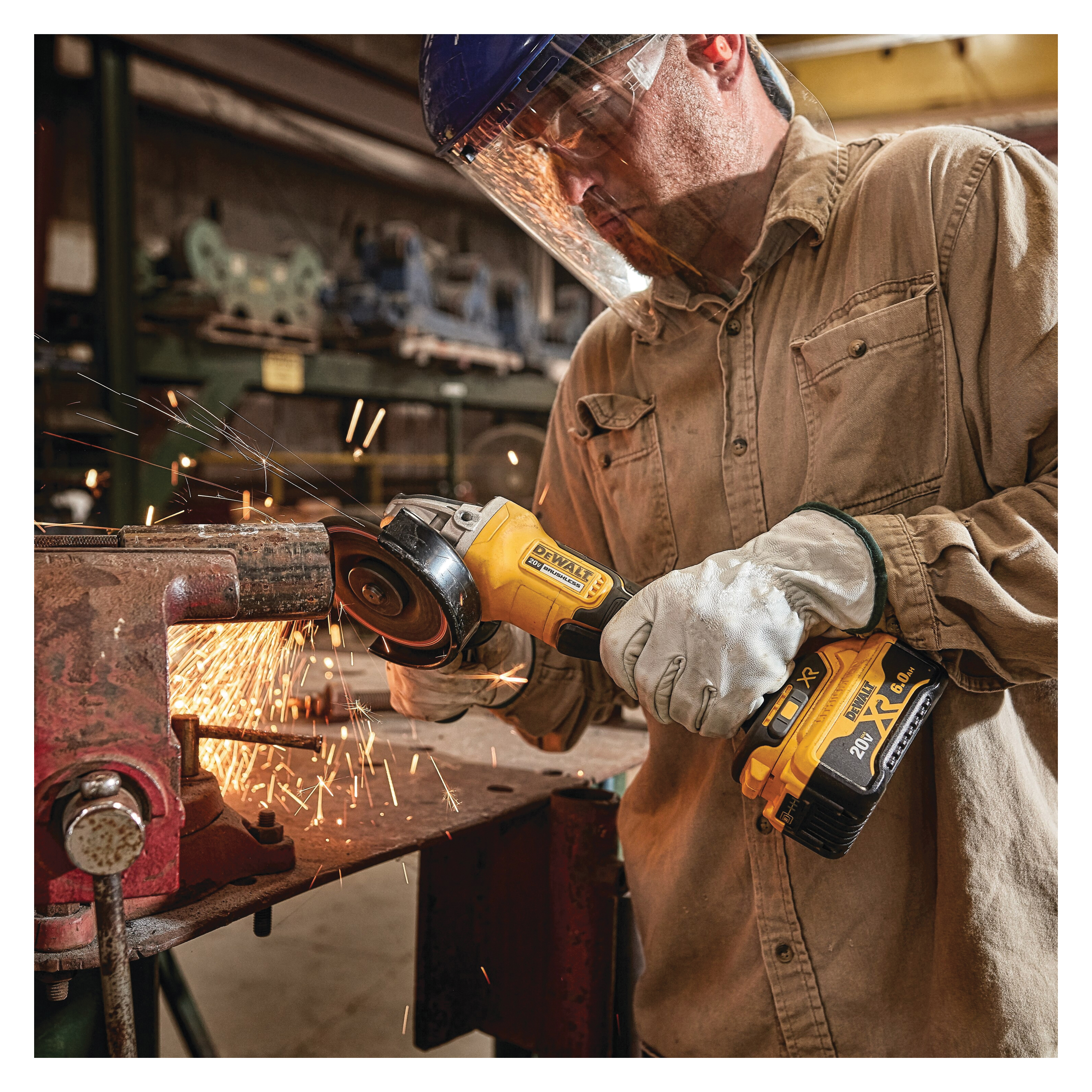 DeWALT&reg; DCG413R2 1206110