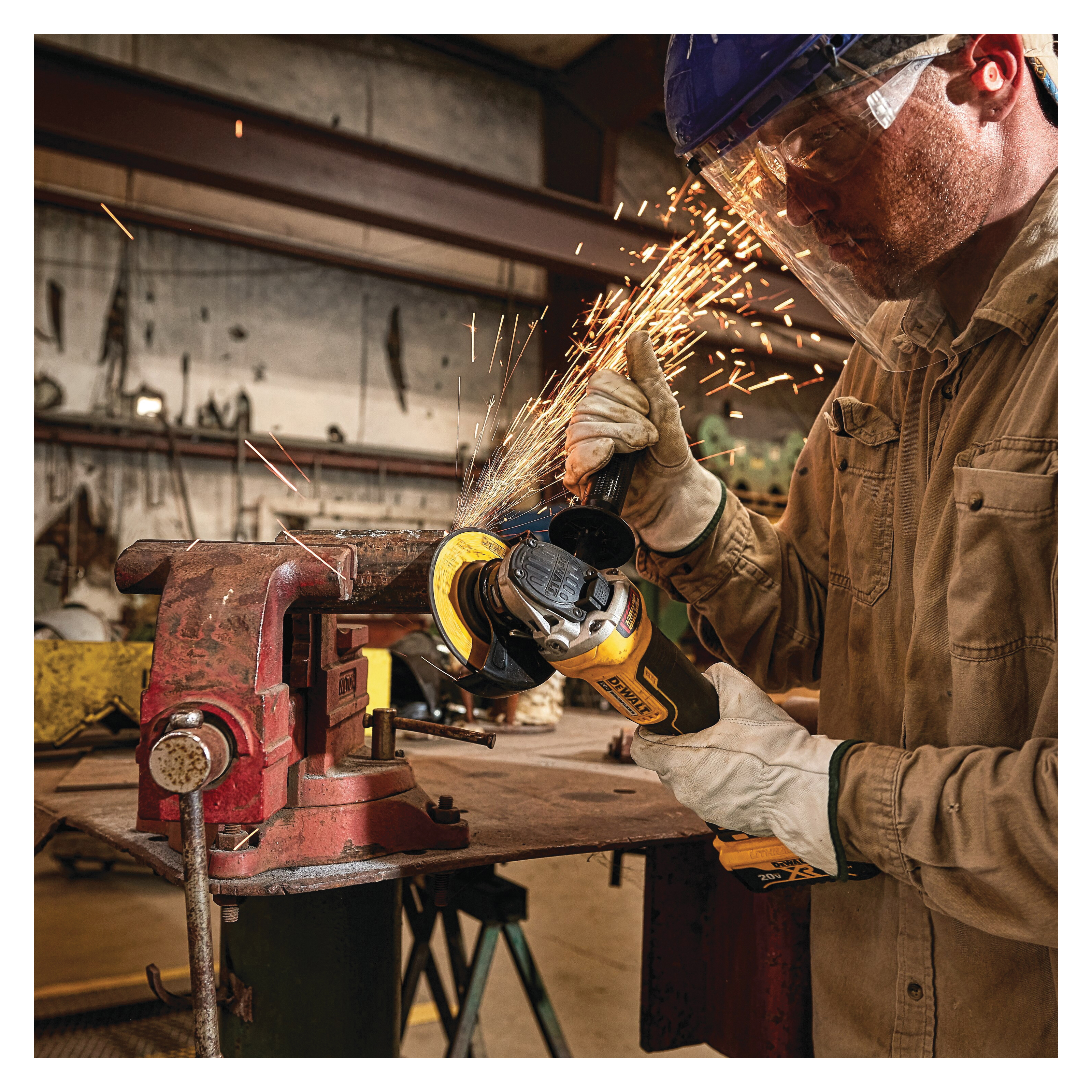 DeWALT&reg; DCG413R2 1206110
