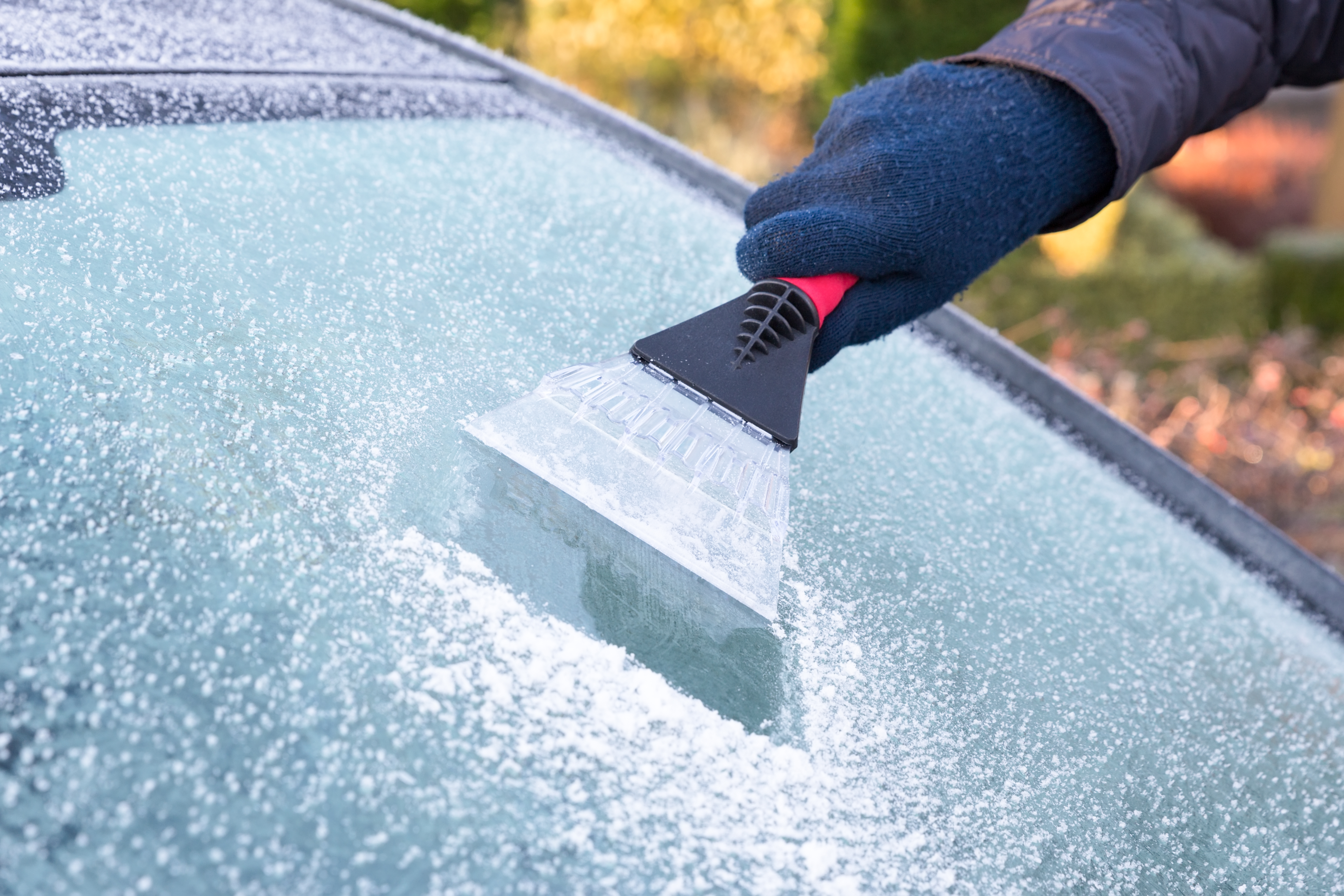 Ice Scrapers & Deicers
