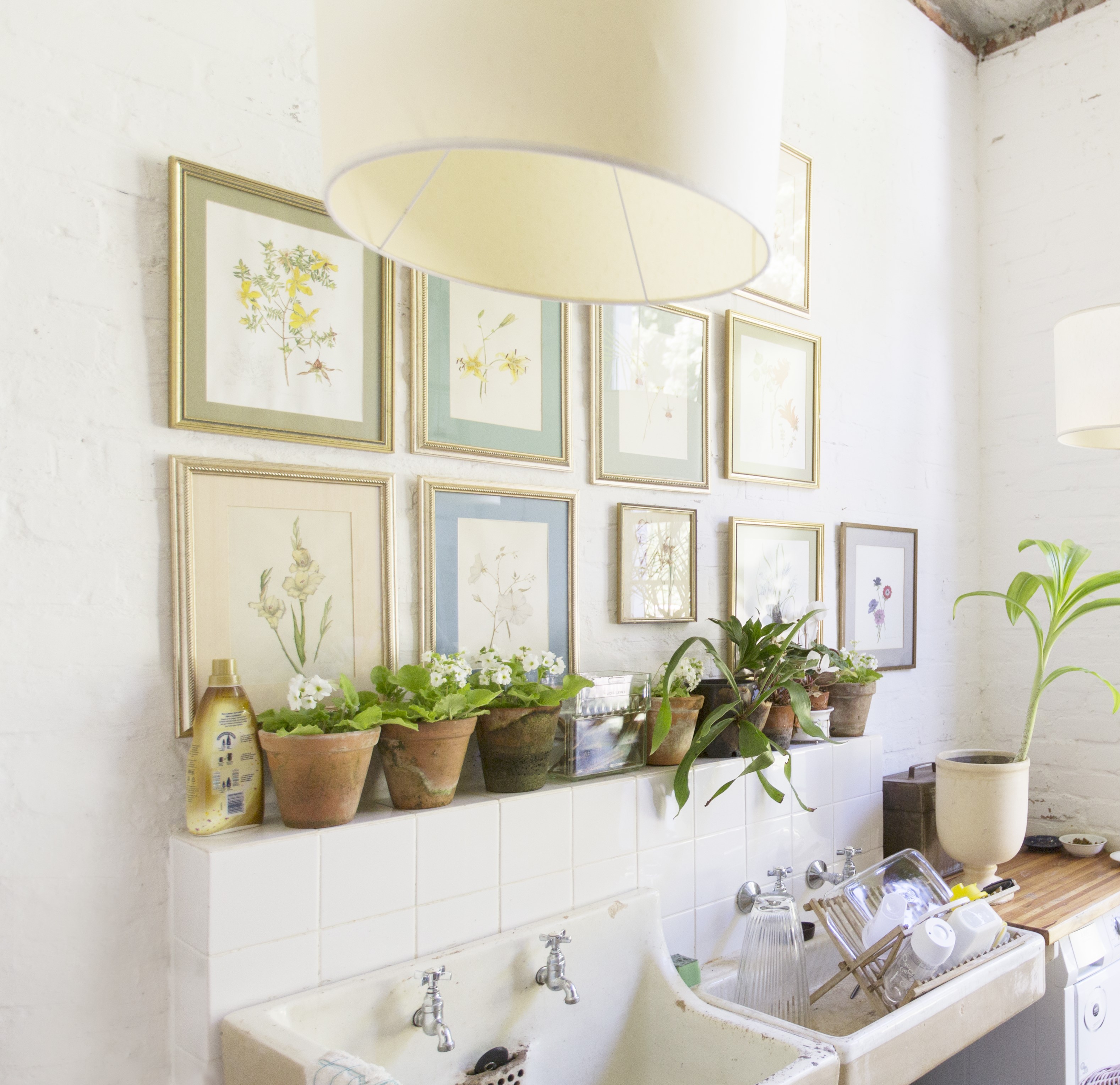 Wall Decor & Mirrors